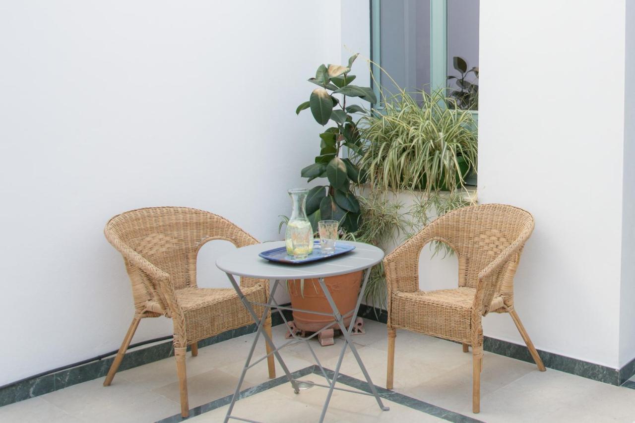 Hostal Casa Señorial Con Piscina. Casa Donna Isabel Peñaflor Exterior foto