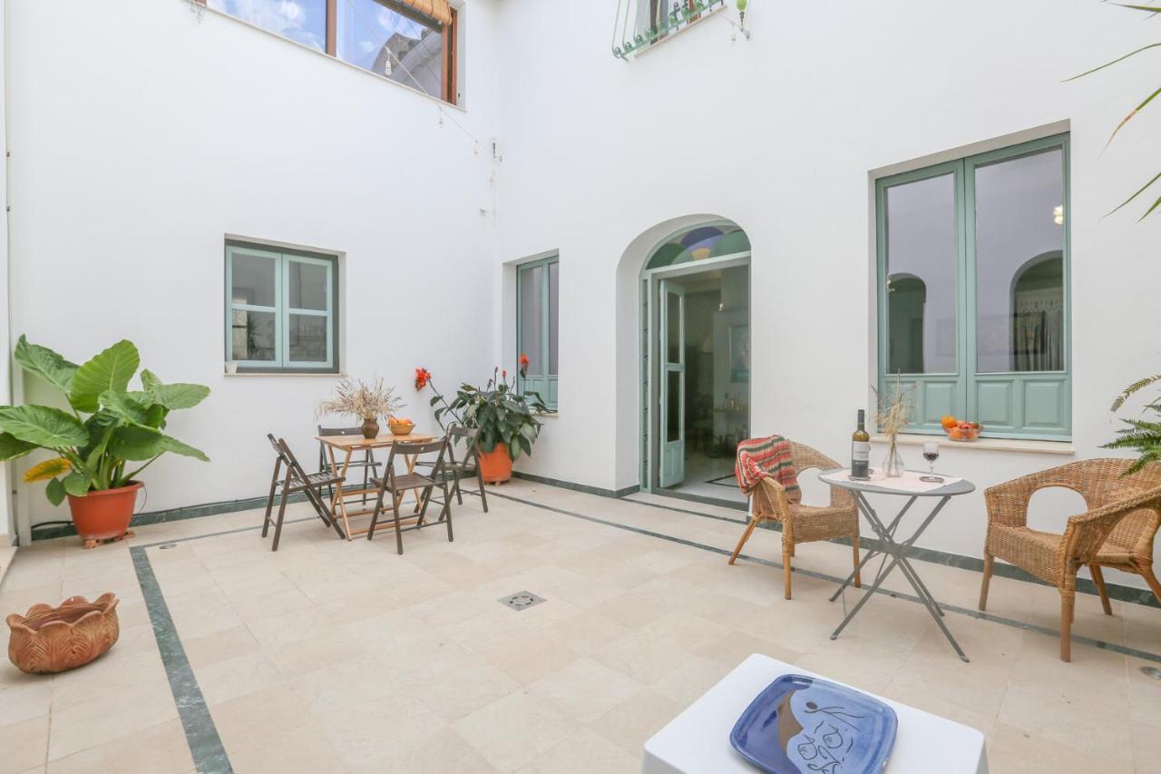 Hostal Casa Señorial Con Piscina. Casa Donna Isabel Peñaflor Exterior foto